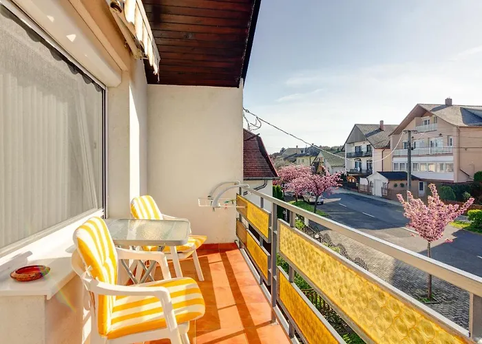 Hilda Vendeghaz Kwatera prywatna